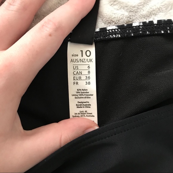 Racer back hi-cut bikini - Picture 7 of 7